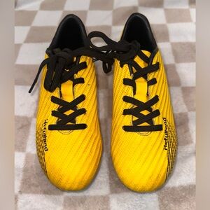 Kids Yellow Soccer Shoes